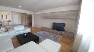 Апарт-отели Cross Apartments and Tours Ереван Семейный номер с балконом-8